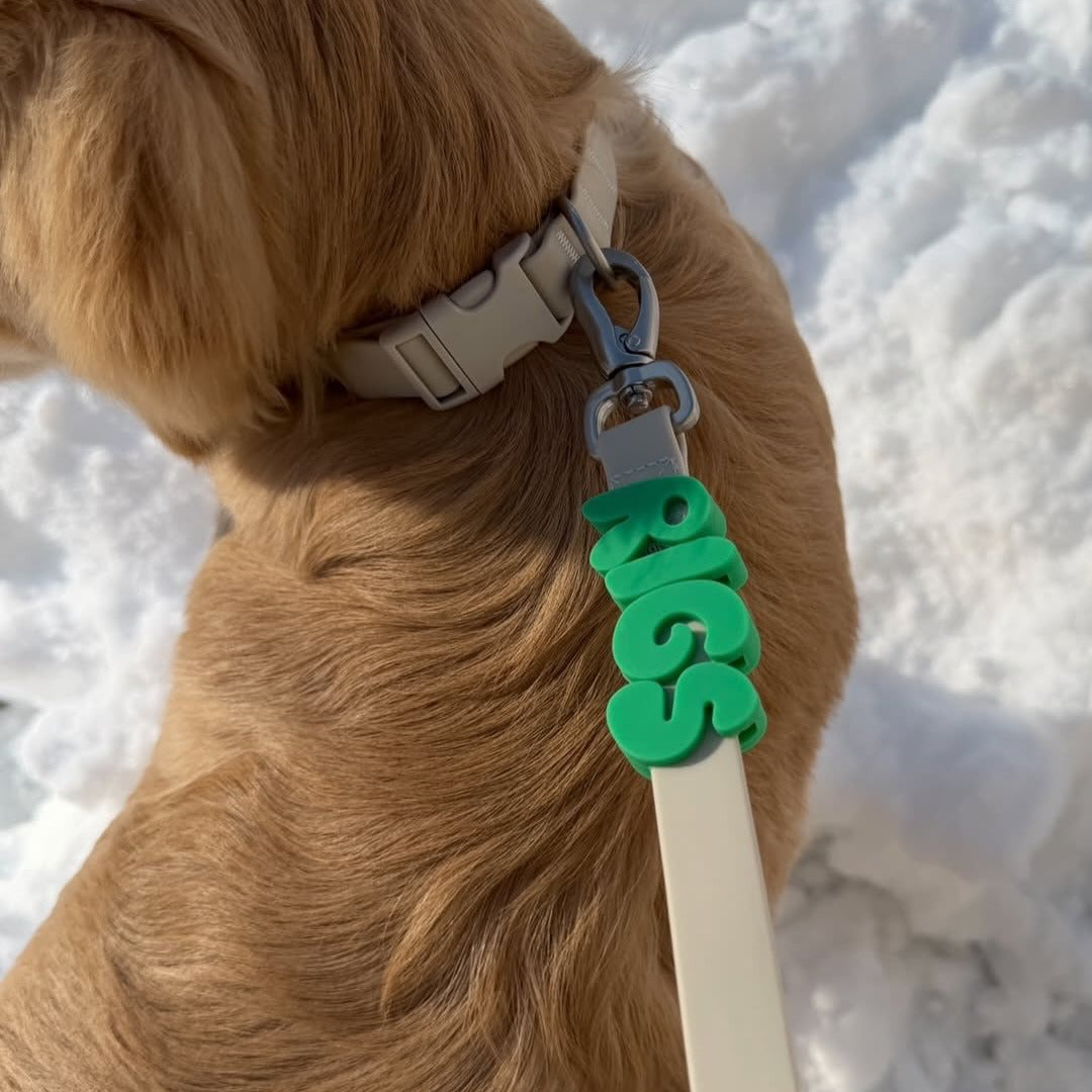 Woof Woof™ Halsbåndet